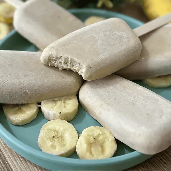 Bananen-Eis am Stiel